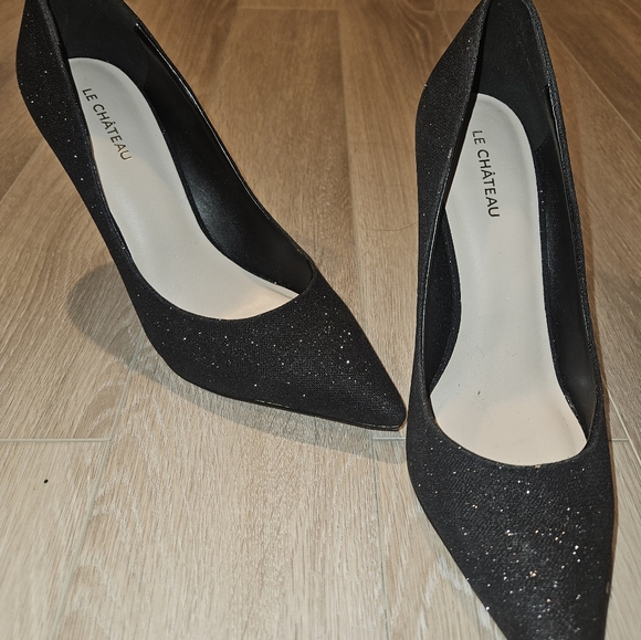 Le Chateau Black Glitter Heels - Picture 3 of 7